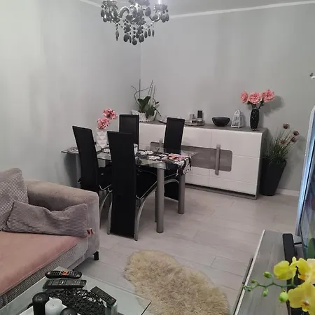 Przy Kopalni Zlota *